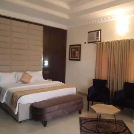 Roban Hotels Limited เอนูกู ภายนอก รูปภาพ