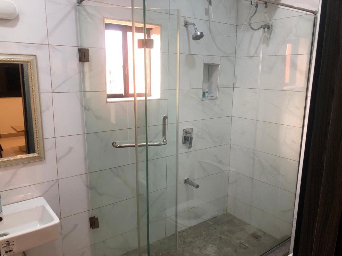 Roban Hotels Limited เอนูกู ภายนอก รูปภาพ