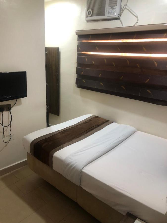 Roban Hotels Limited เอนูกู ภายนอก รูปภาพ